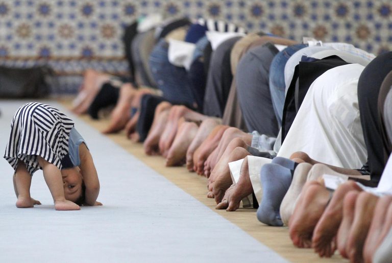 Moskeeën moeten actiever zijn tegen radicalisering