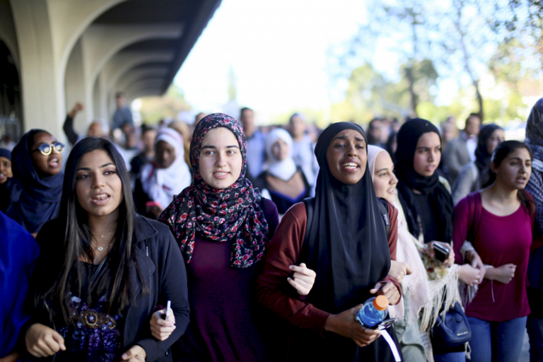‘Moslima’s willen feministisch én vroom zijn’