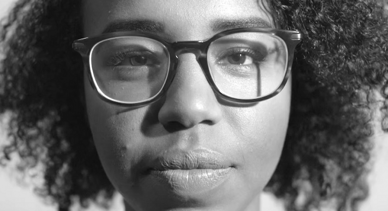 ‘Jongeren, zoek de politiek op’