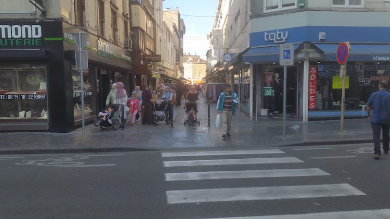 Wordt Zellik een tweede Molenbeek?