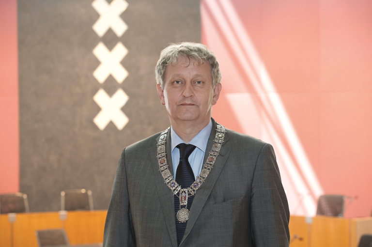 Eberhard redde een Indiaas gezin