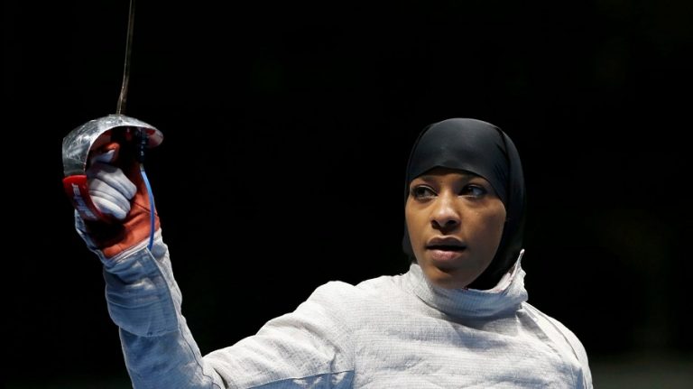 ‘De hoofddoek is vaak een uiting van een soort geuzenidentiteit’