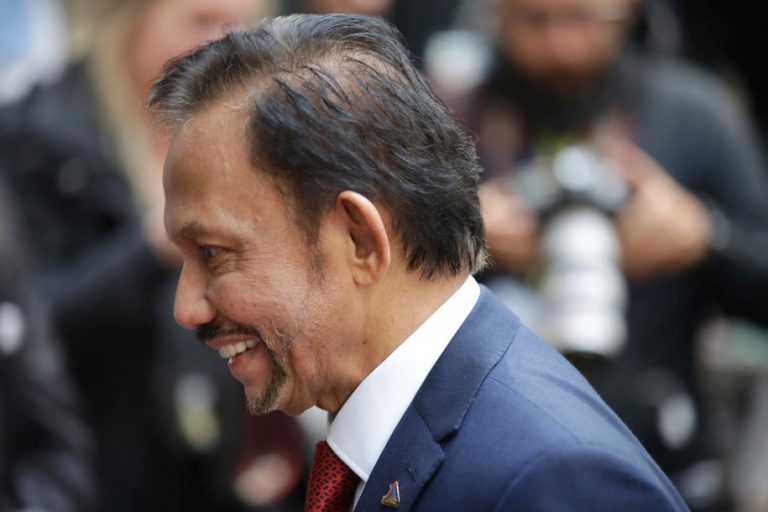 Beatrix bevriend met de bruut van Brunei?