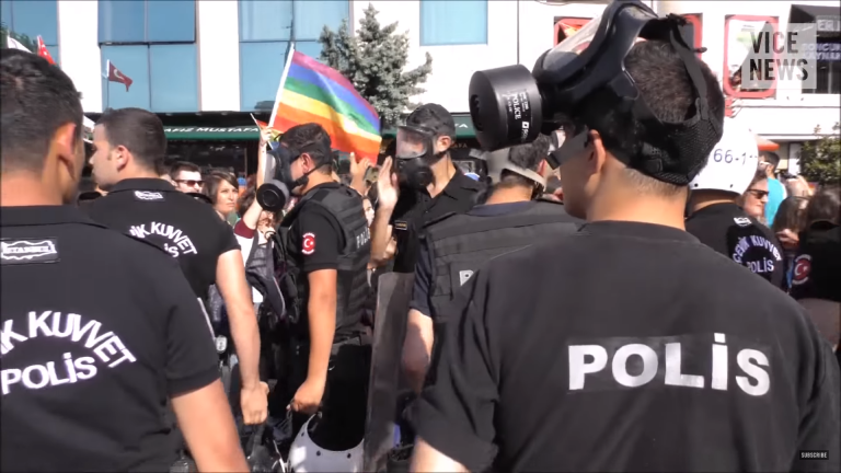 Amnesty: ‘Gay Pride Istanbul moet doorgaan’
