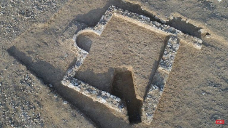 Eén van de oudste moskeeën ter wereld opgegraven in Israël