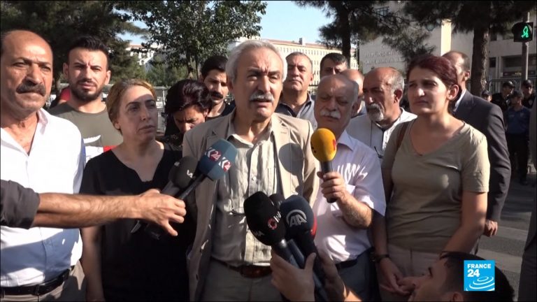 Turkije ontslaat Koerdische burgemeesters vanwege ‘terreuractiviteiten’