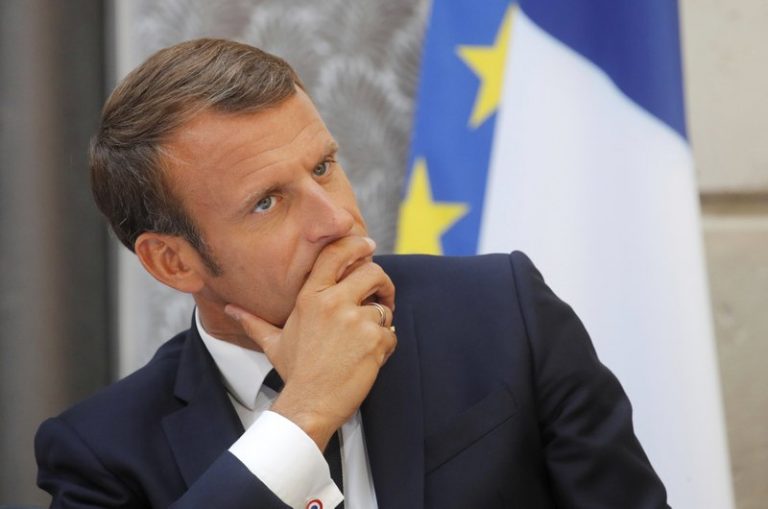 Bekende Fransen doen oproep aan president Macron: ‘Stop islamofobie’