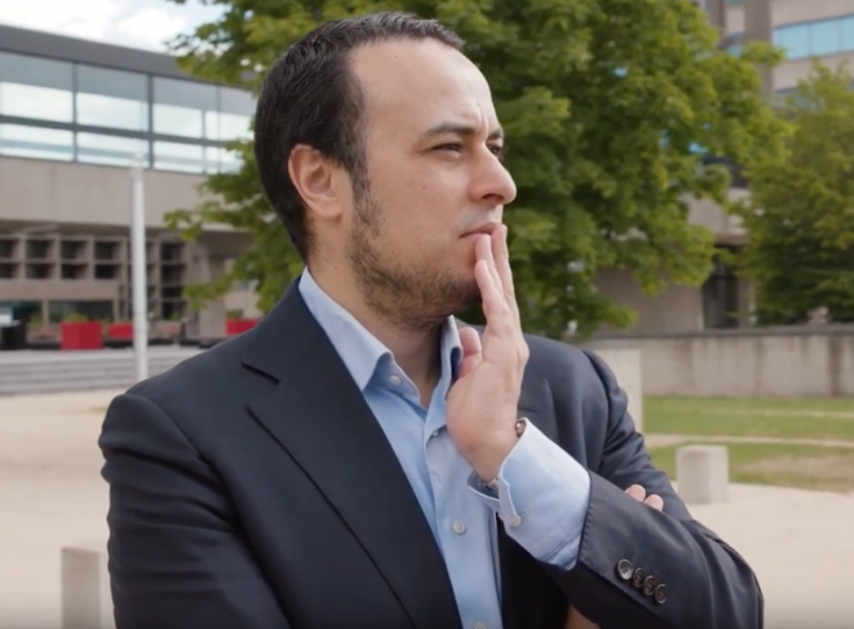 Pedagoog Iliass el Hadioui: ‘Van kansenongelijkheid geen etnische kwestie maken’