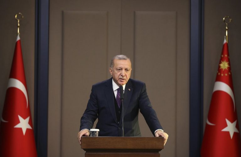 Erdogan wil ‘genocide op Indianen’ erkennen als reactie op Armeense Genocide-besluit VS