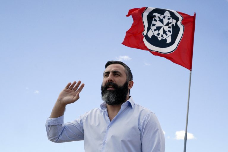 Rechter: Facebook moet gesloten account van Italiaanse neofascisten heropenen