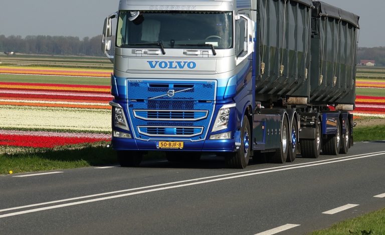 Nederlanders hebben mogelijk 10.000 Koerden naar Engeland gesmokkeld