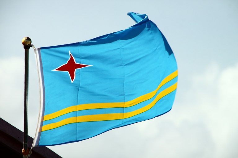 ‘Trots op onze rots!’ Aruba staat stil bij 34 jaar Status Aparte