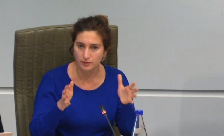 Vlaamse minister: ‘Turkse gemeenschap vatbaarder voor corona’