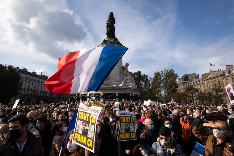Islamitische NGO’s stappen naar VN om ‘structurele islamofobie’ Frankrijk
