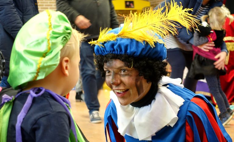 PVV: bibliotheken overtreden wet door Zwarte Piet te verbannen