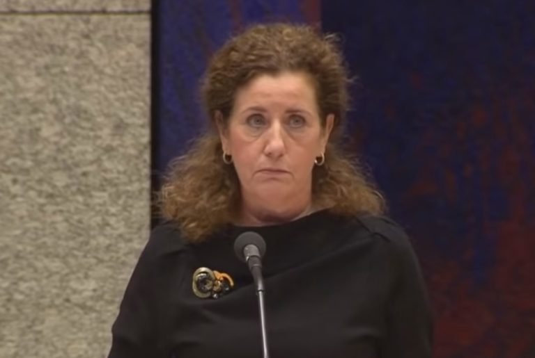 Zeperd Van Engelshoven: Kamer zwakt diversiteitsagenda hoger onderwijs af
