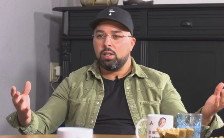 Rapper Appa gehekeld om ‘onverholen antisemitische’ tweet over vaccins