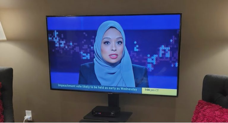 Primeur in Canada: hijabi presenteert primetime nieuwsshow