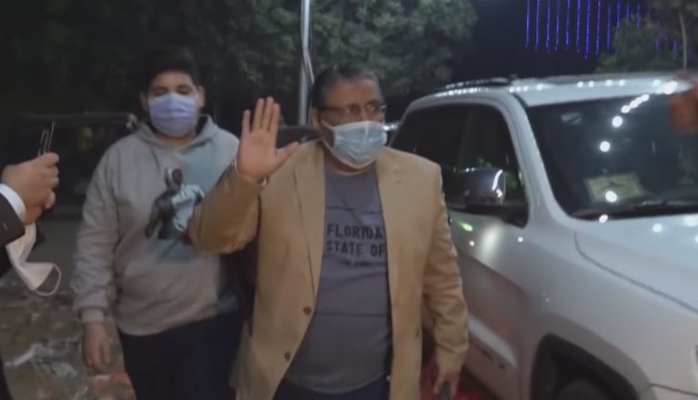 Egypte laat journalist vrij, na vier jaar ‘slapen op vloer in kleine cel’