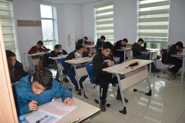 Studie: ‘Turks onderwijs radicaliseert, zelfs IS wordt goedgepraat’