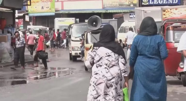 Human Rights Watch hekelt ‘zinloos’ boerkaverbod Sri Lanka