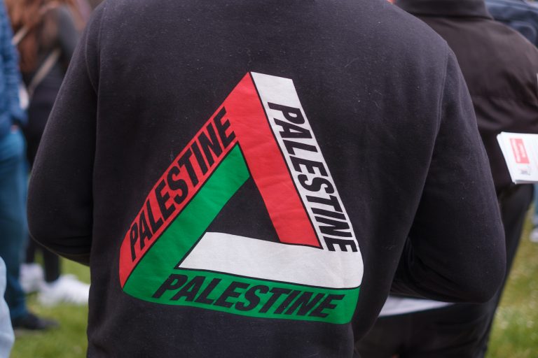 Honderden academici in Nederland: boycot Israëlische universiteiten