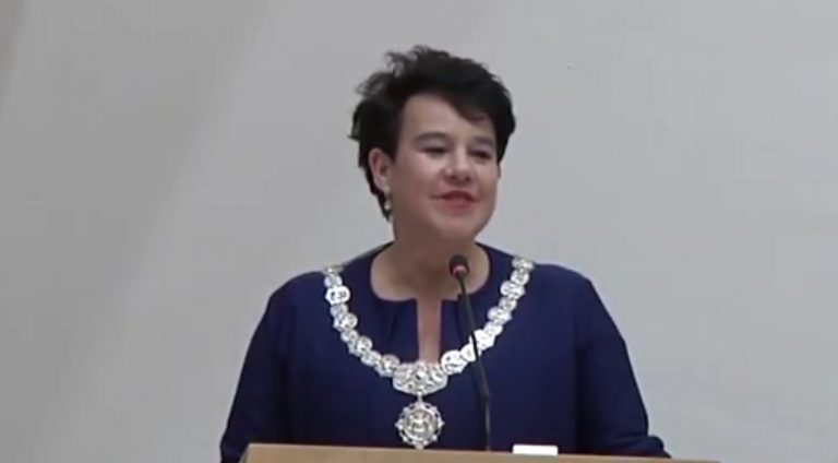Ook Utrechtse burgemeester wil van salafisten af, maar kan niets doen