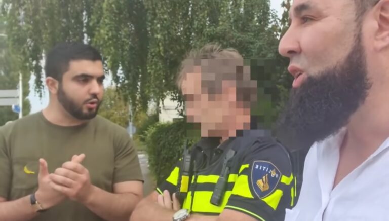 Jongerenburgemeester Amsterdam beticht politie van etnisch profileren
