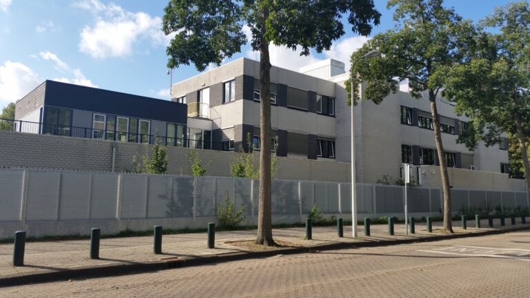 Taakstraf geëist tegen ‘slapende’ beveiligers joodse school Amsterdam