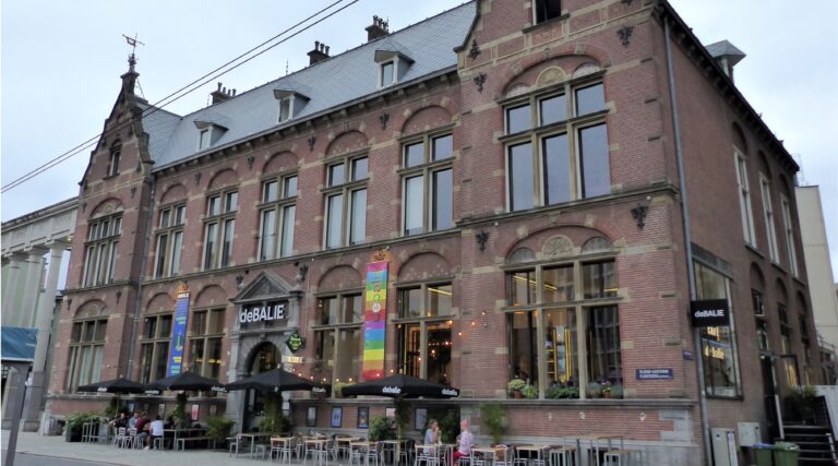 De Balie wordt een gebedshuis, maar zal een rechter dit ook serieus nemen?