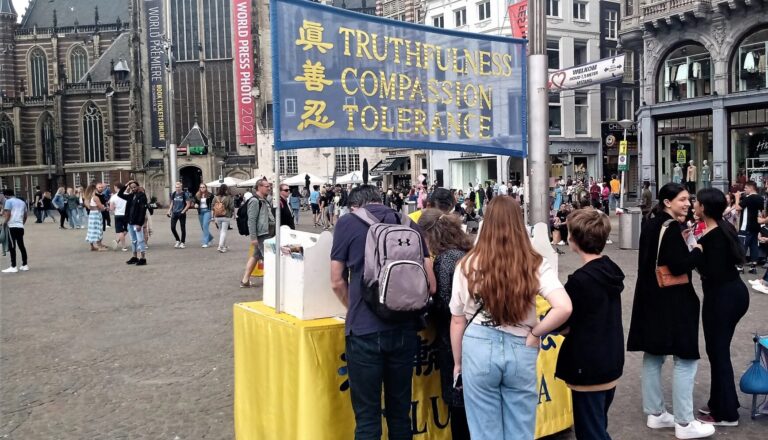 Hoe China, tot in Nederland aan toe, op leden van de Falun Gong jaagt