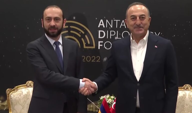 Turkije en Armenië zetten nieuwe stap in normaliseren betrekkingen