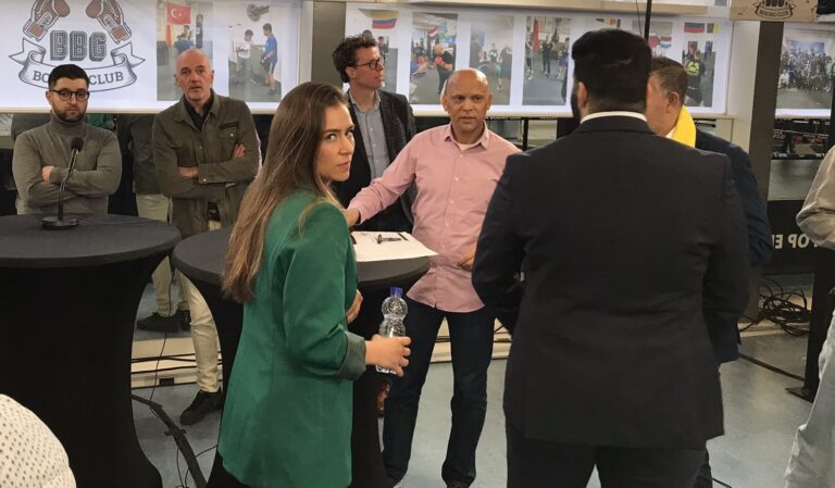 Verkiezingsdebat in de Schilderswijk: ‘Politiek laat zich niet zien, behalve nu’