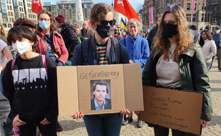 Antiracisme-protest in ruim 20 steden: ‘Geen racisme en fascisme in de raad’