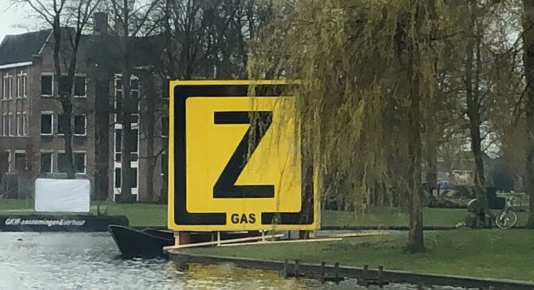 Kritiek op Woerdens kunstwerk met ‘pro-Russische’ letter Z