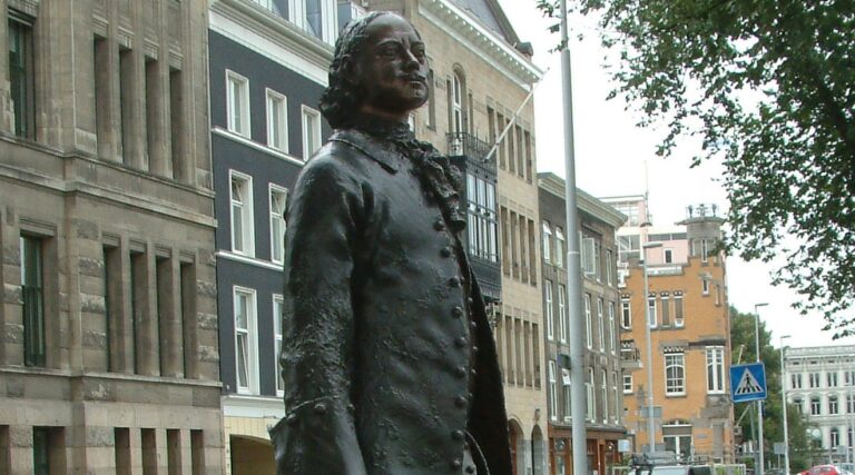 Rotterdam: protest bij beeld Russische tsaar Peter de Grote