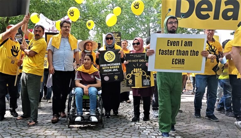 Gülenbeweging protesteert bij Europees hof, eist actie tegen Turkije