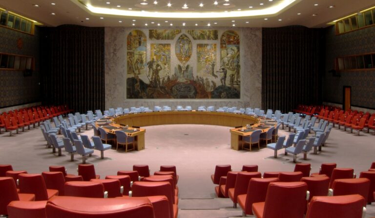 VN-Veiligheidsraad verlengt alsnog humanitaire hulp aan Syrië