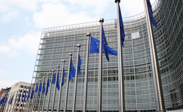EU sanctioneert Syriërs wegens ‘ronselen pro-Russische huurlingen’
