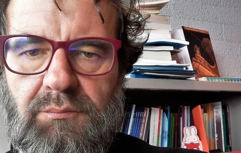 Martijn de Koning: ‘Moslims te vaak op het menu in plaats van aan tafel’