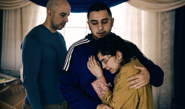 LHBT-film ‘El Houb’ wil geen deuren intrappen, maar rustig openen