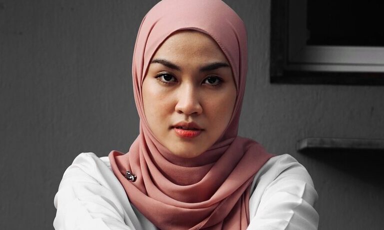 Hijabdwang? Nedermoslima’s hekelen ‘islamofobe’ import van Iran-discussie