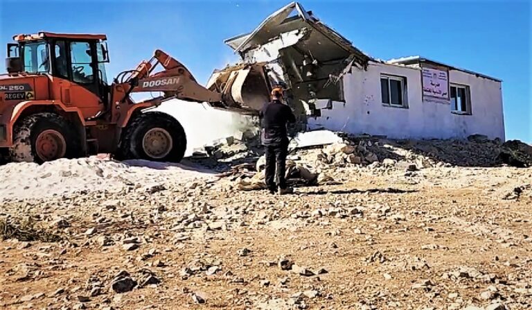 Israël sloopt nieuwe Palestijnse school