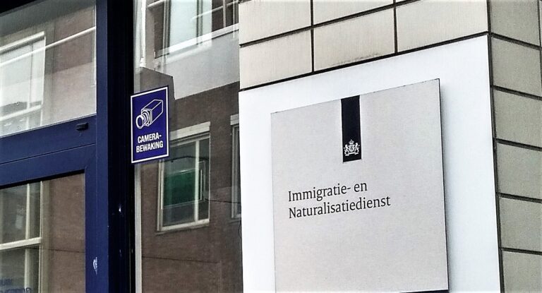 Deportatie of de illegaliteit: het ongelijke rechtssysteem rukt op in Europa