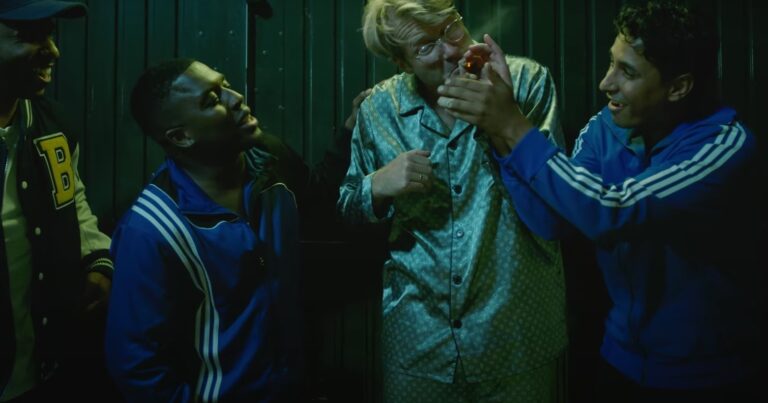 ‘De Tatta’s’: samen lachen over vooroordelen