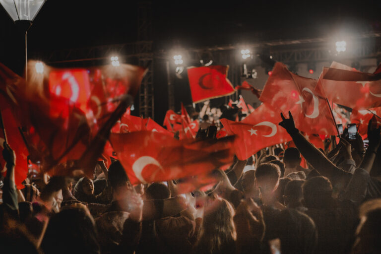 ‘Erdogan is de vaderfiguur die Turken in Europa missen in het land waar ze wonen’