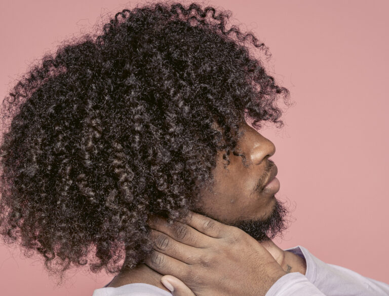 Britse dansvoorstelling over afrohaar naar Nederland