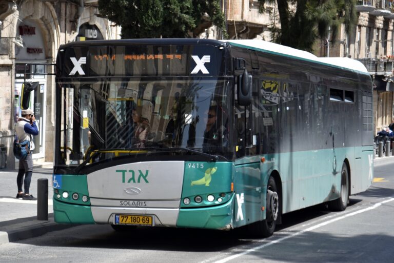 BDS wil boycot busmaatschappij EBS vanwege Israëlisch moederbedrijf