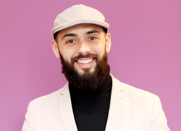 Karim Amghar ging op bedevaart: ‘In Mekka wordt je hart verzacht’