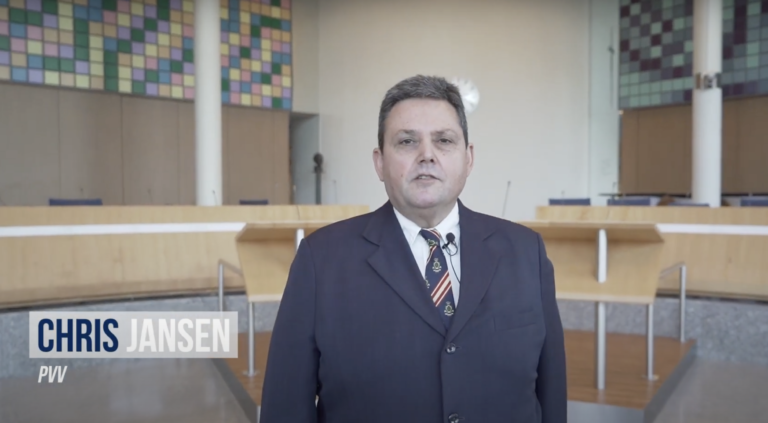 Almeerse moslims reageren gelaten op deelname PVV aan coalitie Flevoland